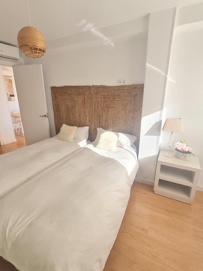 Apartment Sky Cervantes Malaga Exterior photo